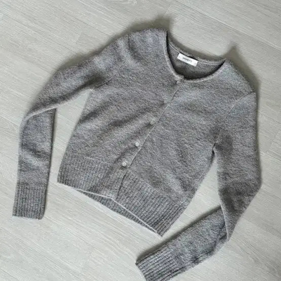 [BUNJANG] Amonento Cardigan / 아모멘토 가디건