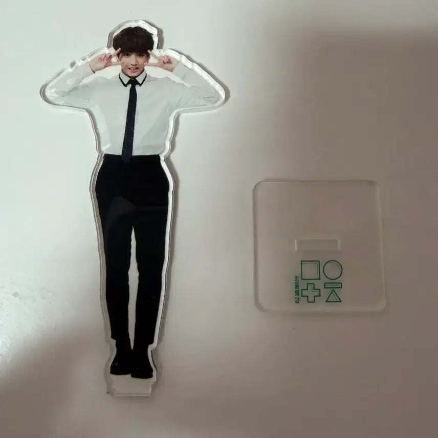 [BUNJANG] BTS Jungkook Muster 3 Acrylic Standee / 방탄소년단 방탄 BTS 정국 머스터3 머삼터 등신대 아크릴 스탠드