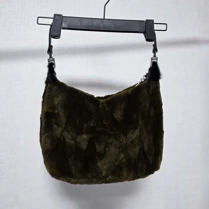 [BUNJANG] Shoulder Bag (Deep Olive Brown) / 밍크 리얼퍼 숄더백(딥 올리브 브라운)