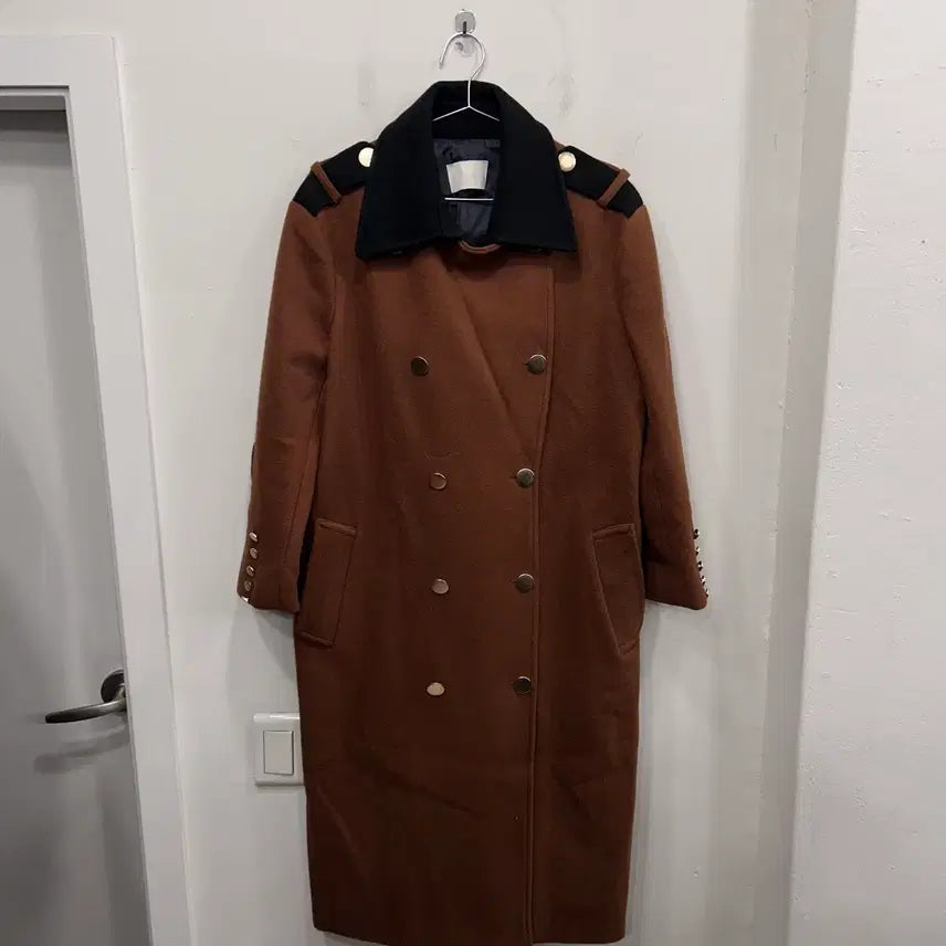 [BUNJANG] Another Lounge Wool Double Long Coat / 어나더라운지 배색 카라 견장 울 더블 롱코트