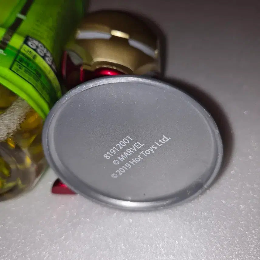 [BUNJANG] Marvel Decoration with Battery / 마블 장식 2만 양호 머리뒤 다이소2천배터리넣으면 눈불켜짐