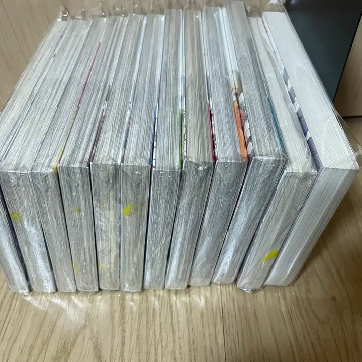 [BUNJANG] Clockwork Planet Complete Set (Vol. 1-10) First Edition Sealed / 소장용) 클락워크 플래닛 1-10권(완) 올초판미개봉+소설1,2권 팜