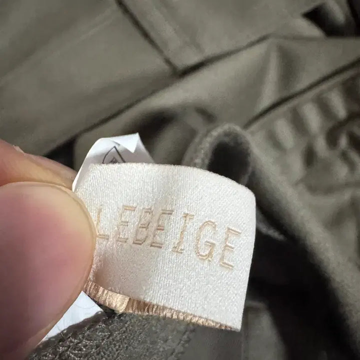 [BUNJANG] Lebeige Wool Wide Slacks / 정품!! 여성 르베이지 24년도 울 와이드 슬랙스 34.6인치