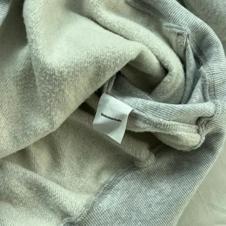 [BUNJANG] Thisisneverthat Man to Man / 디스이즈네버댓 맨투맨