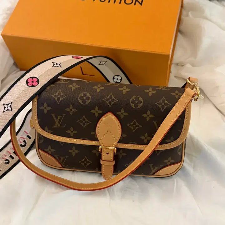 [BUNJANG] Louis Vuitton Monogram Diane Bag / 루이비통 모노그램 다이앤 가방