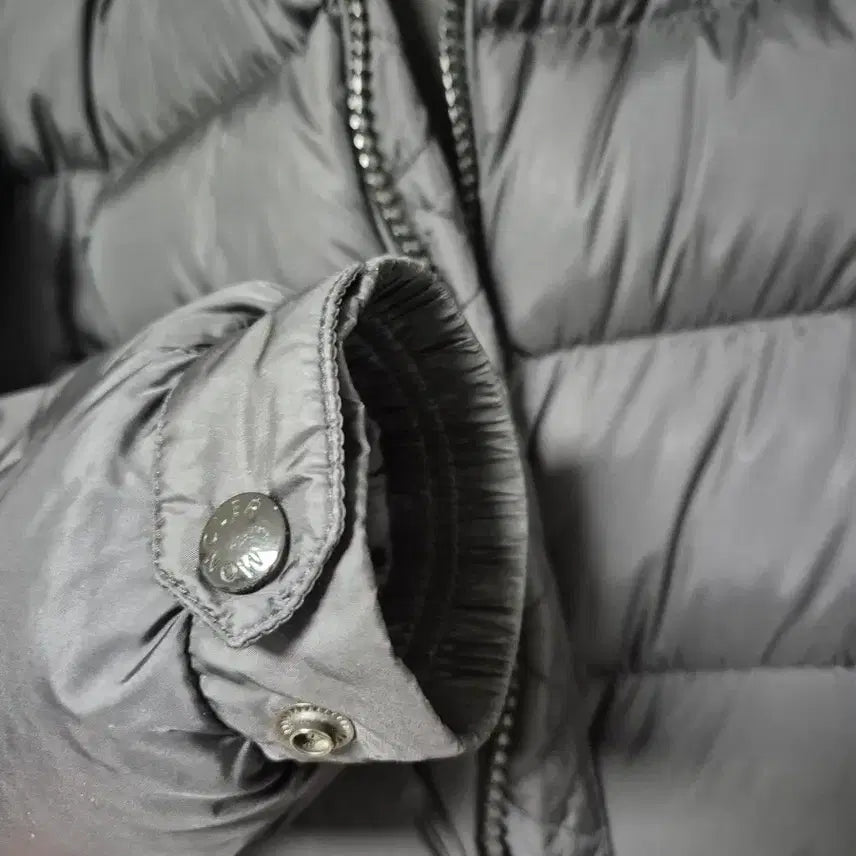 [BUNJANG] Moncler Maya Size 2 / 몽클레어 마야 2사이즈 판매합니다