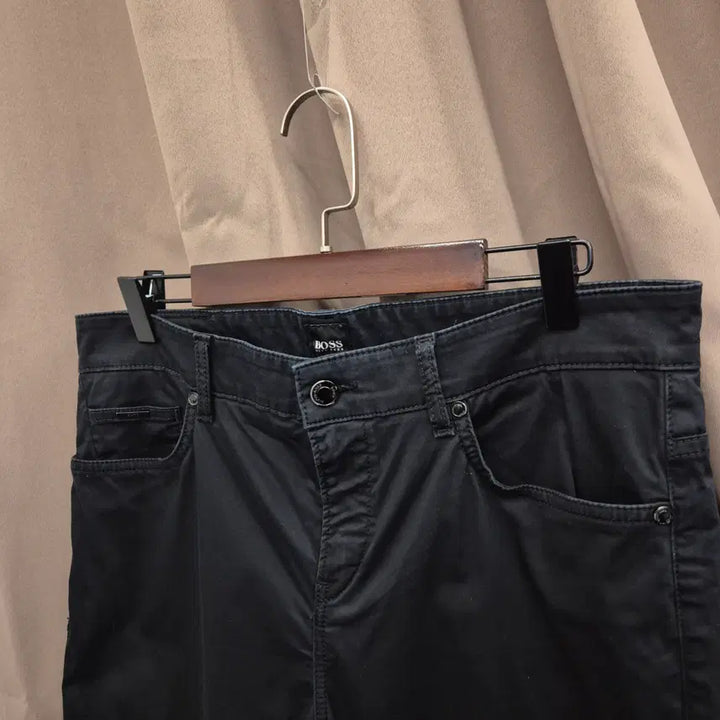 [BUNJANG] Hugo Boss Business Casual Pants 34 / 휴고 보스 비지니스 캐주얼 팬츠 34