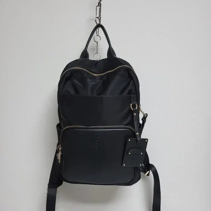 [BUNJANG] Zishen Prada Backpack (Medium) / 지센 프라다천 백팩 *24/33* 중간사이즈