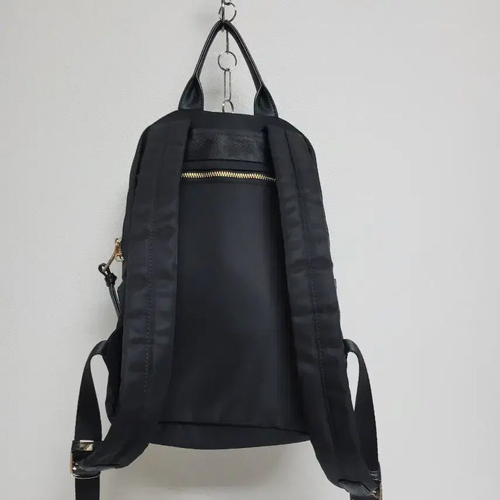 [BUNJANG] Zishen Prada Backpack (Medium) / 지센 프라다천 백팩 *24/33* 중간사이즈