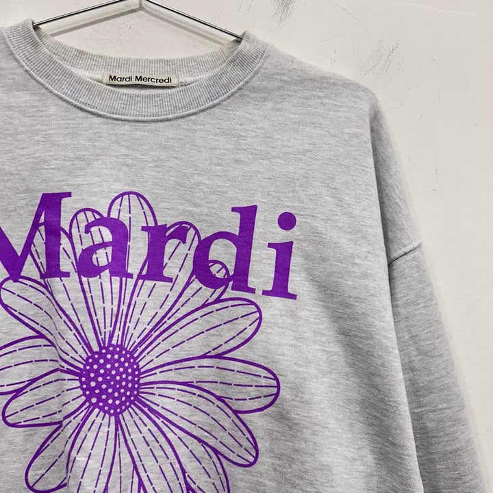 [BUNJANG] Mardi Mercredi Gray Purple Flower Sweatshirt / 마르디 메크르디 그레이퍼플 플라워 맨투맨