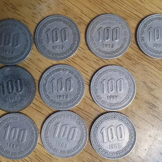[BUNJANG] Old Korean Coins Bundle Set / 백원동전 10개 판매