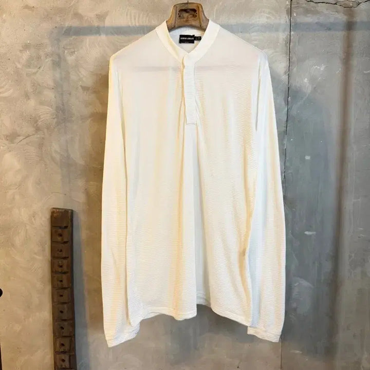 [BUNJANG] Giorgio Armani Henley Knit Top 105 / 조르지오 아르마니 헨리넥 니트 남성105