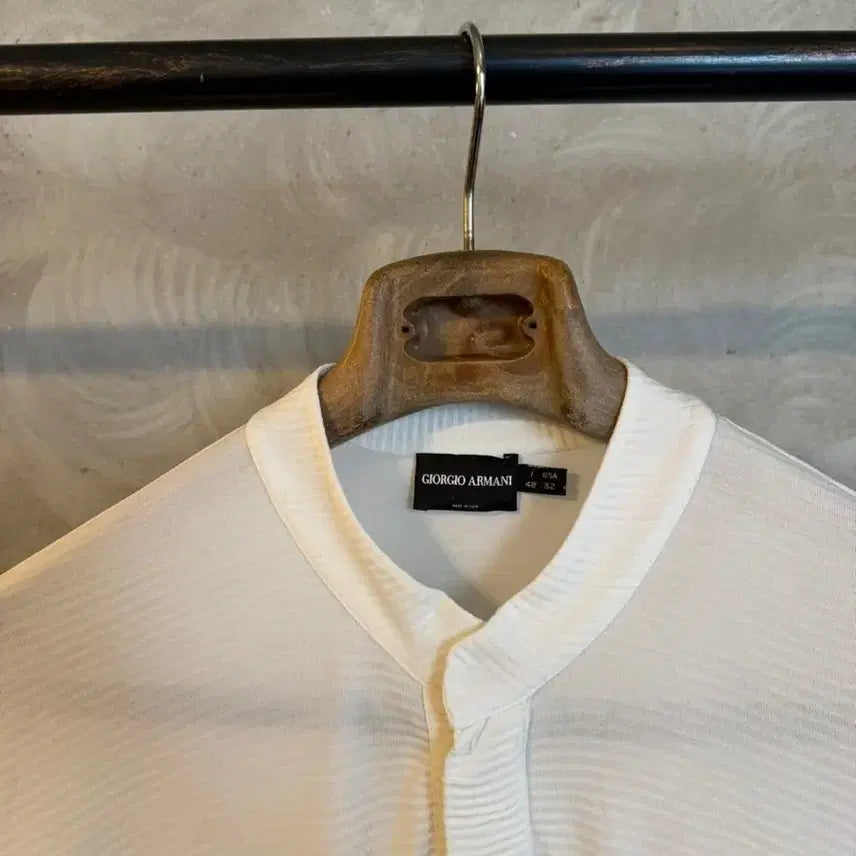 [BUNJANG] Giorgio Armani Henley Knit Top 105 / 조르지오 아르마니 헨리넥 니트 남성105