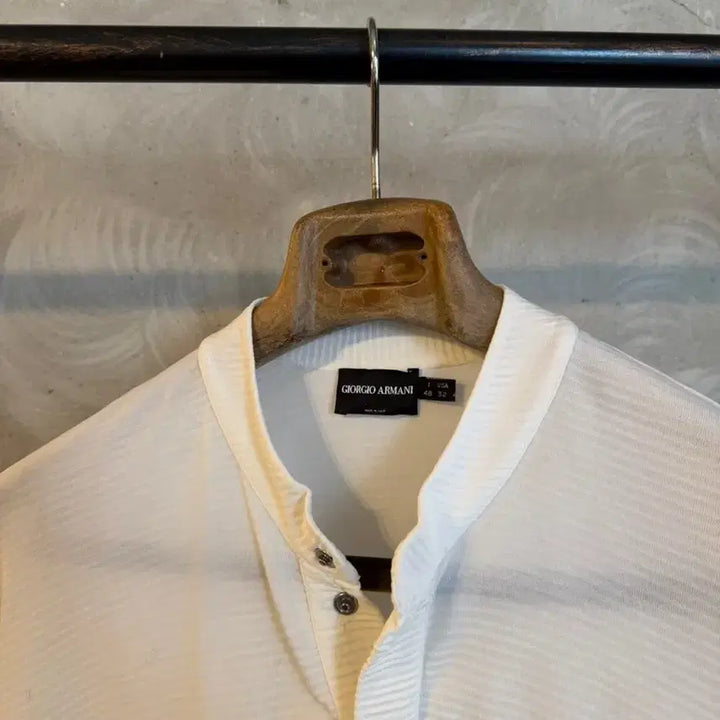 [BUNJANG] Giorgio Armani Henley Knit Top 105 / 조르지오 아르마니 헨리넥 니트 남성105