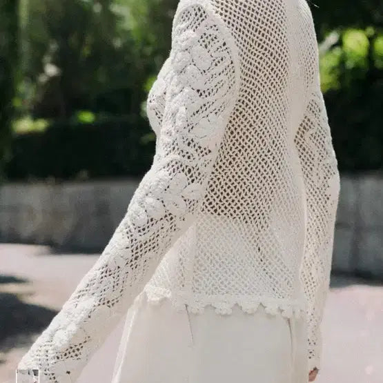 [BUNJANG] Zara Embroidered Lace Top / 자라 자수 레이스탑