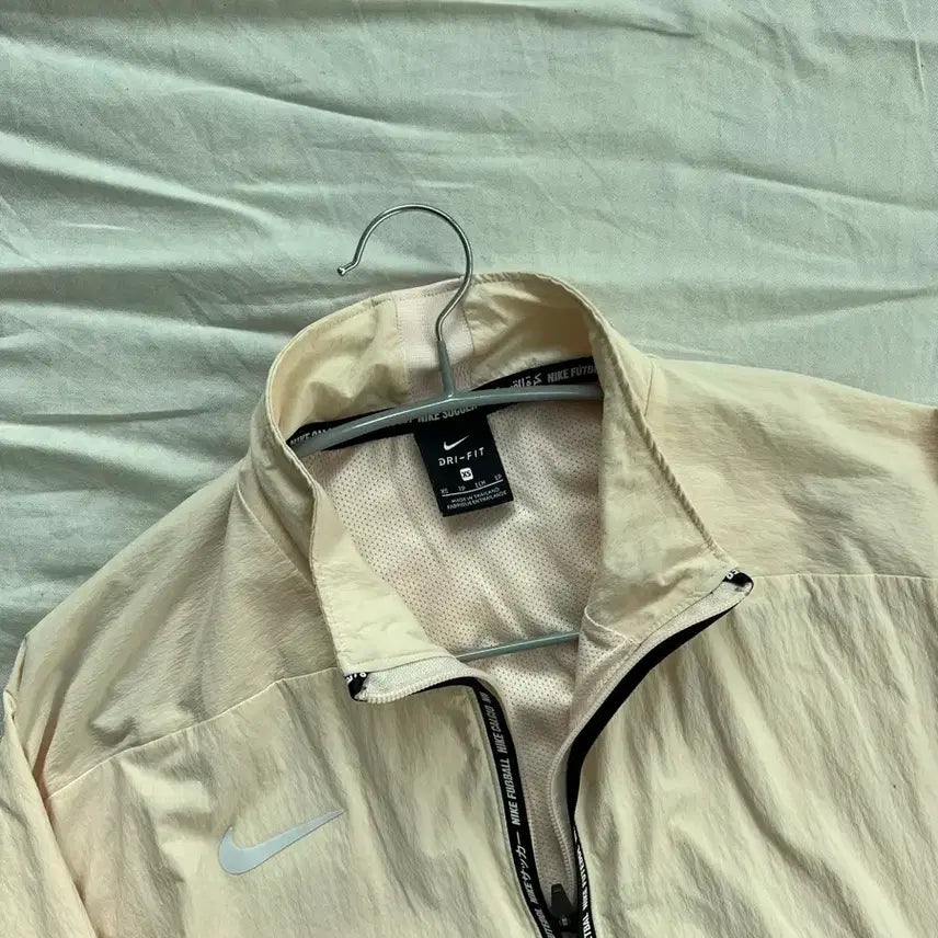 [BUNJANG] Nike Half-Zip Windbreaker / 나이키 반집업 바람막이