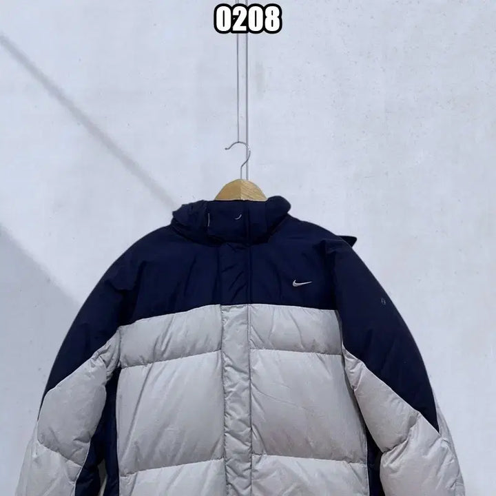 [BUNJANG] XXL Nike Old School Full Padded Jacket / XXL 나이키 올드스쿨 배색 풀 패딩