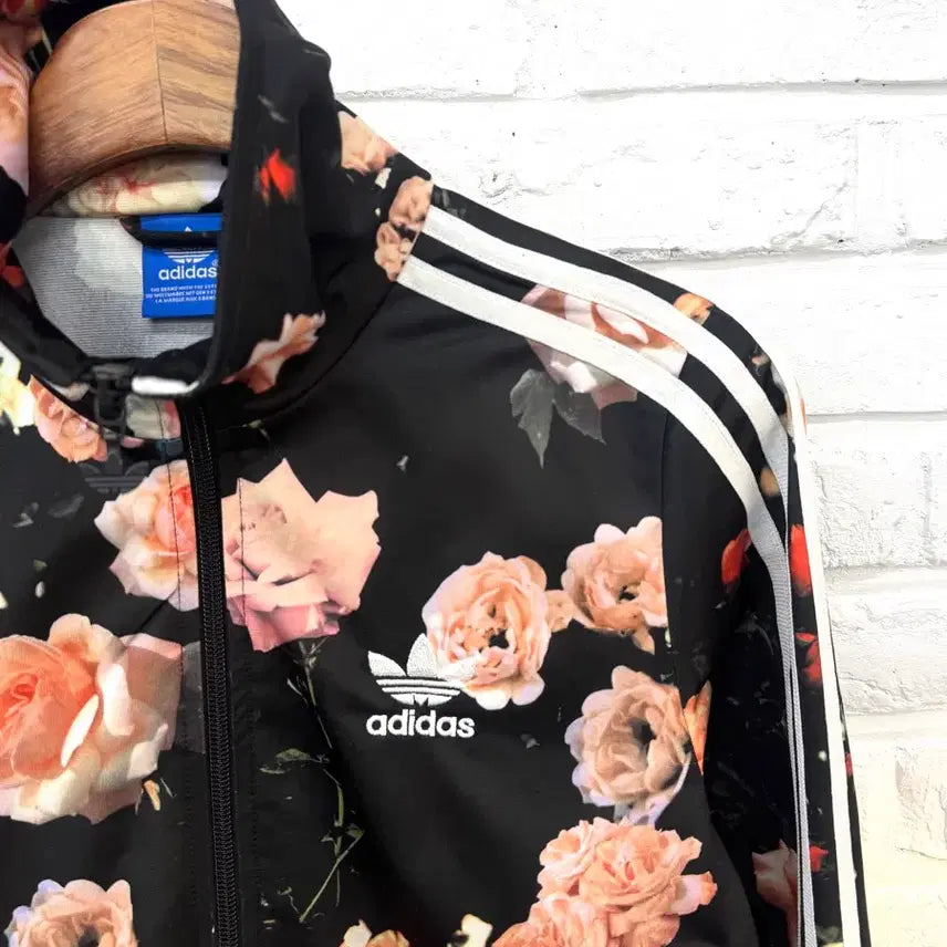 [BUNJANG] Adidas Flower Pattern Firebird Track Top / 아디다스 플라워 패턴 파이어버드 트랙탑 져지