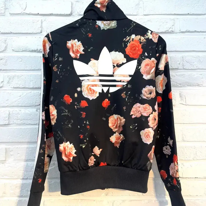 [BUNJANG] Adidas Flower Pattern Firebird Track Top / 아디다스 플라워 패턴 파이어버드 트랙탑 져지
