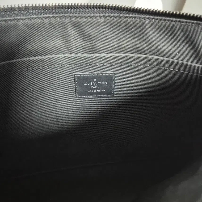 [BUNJANG] Louis Vuitton Monogram Eclipse Pochette Apollo Clutch / 루이비통 MM 모노그램 이클립스 포쉐트 아폴로 클러치