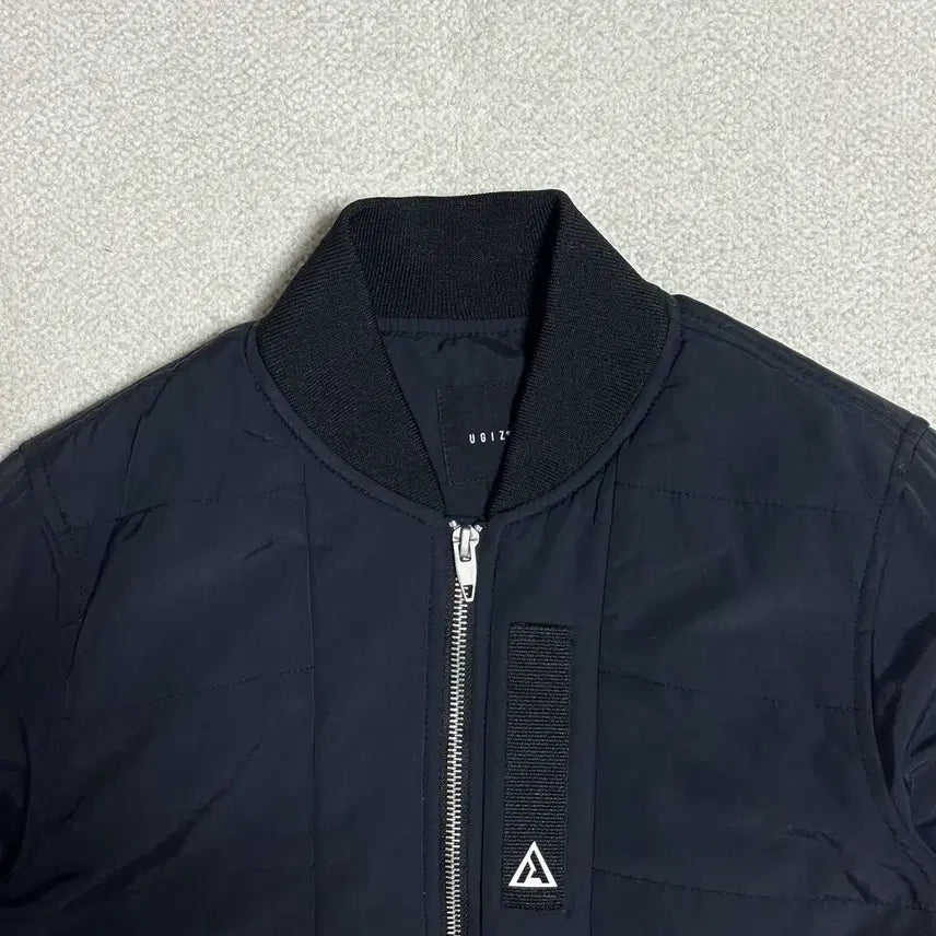 [BUNJANG] UGIZ Black Bomber Jacket / UGIZ 블랙 항공점퍼