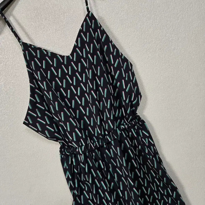 [BUNJANG] 뷔스띠에 나염 점퍼슈트 / 뷔스띠에 나염 점퍼슈트 66