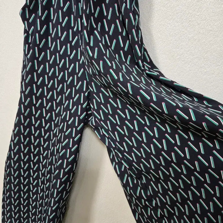 [BUNJANG] 뷔스띠에 나염 점퍼슈트 / 뷔스띠에 나염 점퍼슈트 66