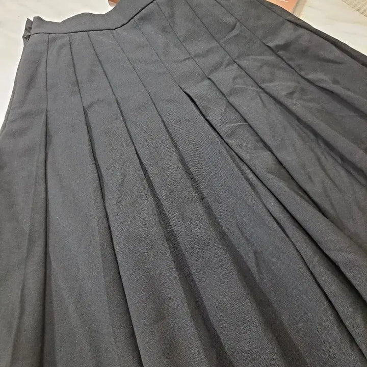 [BUNJANG] FENDI Pleated Skirt / (정품) FENDI 펜디 플리츠 스커트