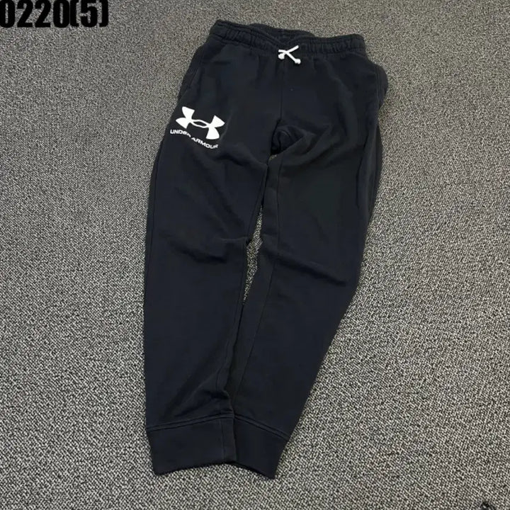 [BUNJANG] Under Armour Black Jogger Training Pants / 언더아머 블랙 조거 트레이닝 바지l 0220