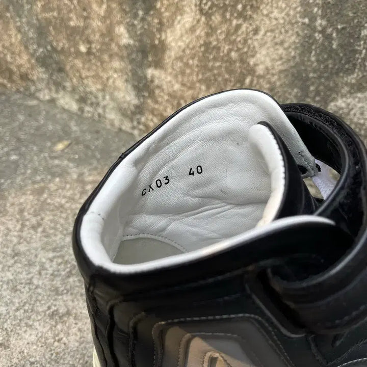 [BUNJANG] Pierre Hardy Hightop Sneakers (Size 255-260) / [40] Pierre Hardy 하이탑 스니커즈 (255~260)