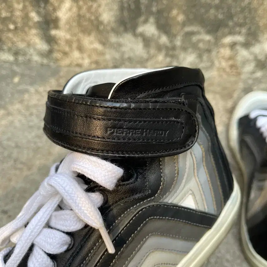 [BUNJANG] Pierre Hardy Hightop Sneakers (Size 255-260) / [40] Pierre Hardy 하이탑 스니커즈 (255~260)