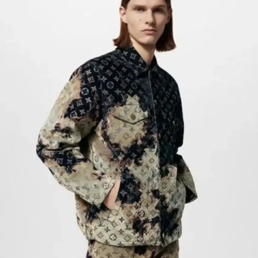 [BUNJANG] Louis Vuitton Monogram Bleach Velvet Jacket / (A+/50) / 루이비통 모노그램 블리치 벨벳 자켓