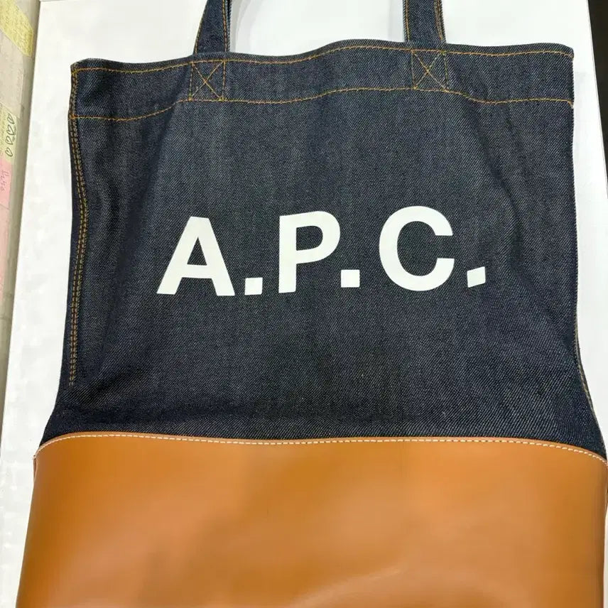[BUNJANG] APC Axel Denim Tote Bag / 아페쎄 악셀 데님 토트백 에코백