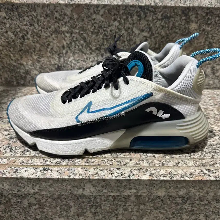 [BUNJANG] Nike Air Max 2090 Shoes (Size 270) / 나이키 에어 맥스 2090 사이즈 270