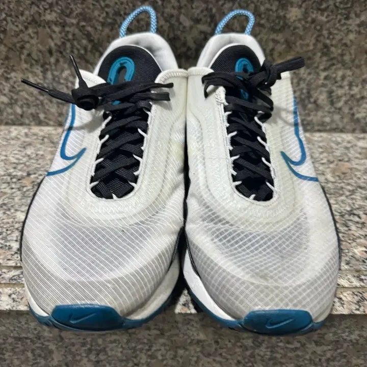 [BUNJANG] Nike Air Max 2090 Shoes (Size 270) / 나이키 에어 맥스 2090 사이즈 270