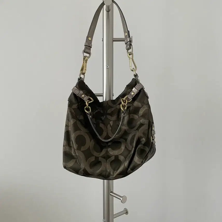 [BUNJANG] COACH Monogram Tote Shoulder Bag / 코치(COACH) 모노그램 토트 숄더백