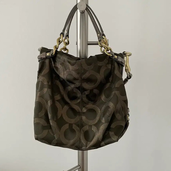 [BUNJANG] COACH Monogram Tote Shoulder Bag / 코치(COACH) 모노그램 토트 숄더백