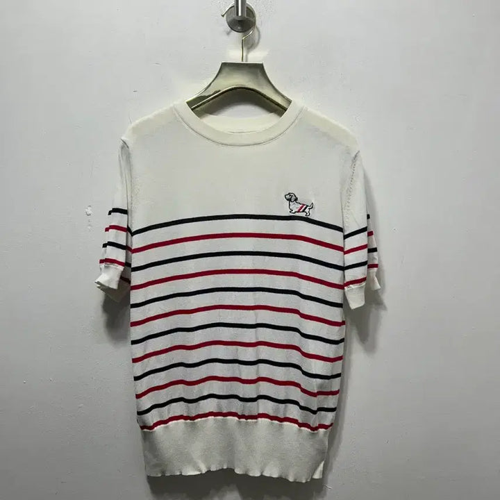 [BUNJANG] Striped Embroidered Knit T-shirt / 스트라이프 자수 반팔 니트 티셔츠 여성