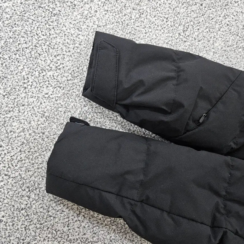 [BUNJANG] Discovery Expedition Duck Down Padded Jacket / [90] 디스커버리 익스페디션 덕 다운 패딩 점퍼 1106JM2