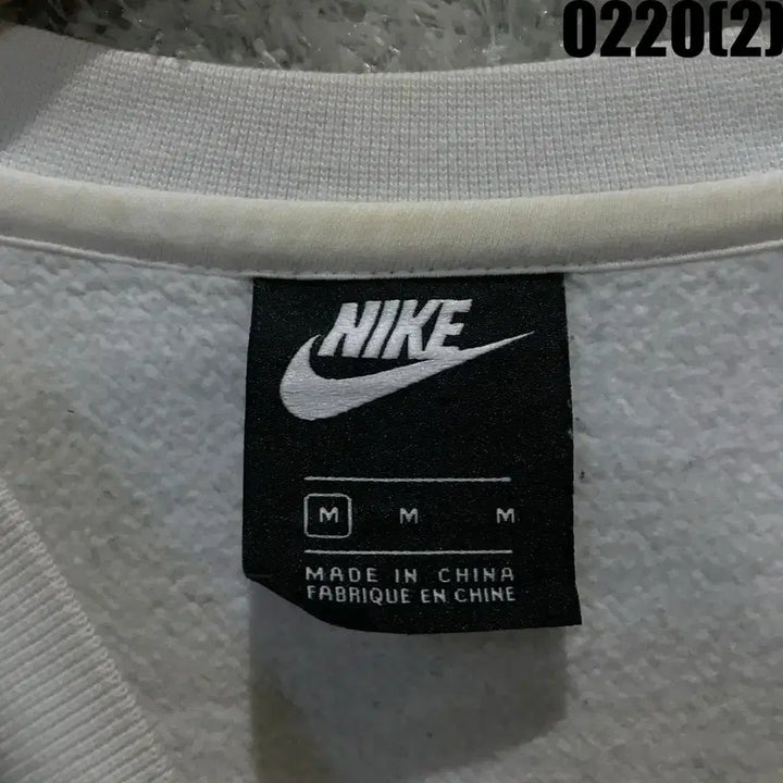 [BUNJANG] Nike Swoosh Sweatshirt / 나이키 스우시 맨투맨 화이트/블랙/레드 m