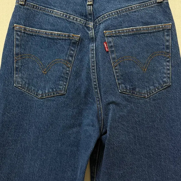 [BUNJANG] Levi's Ribcage Denim Jeans / 새상품) 리바이스 립케이지 데님 스트레이트핏 진청 26사이즈