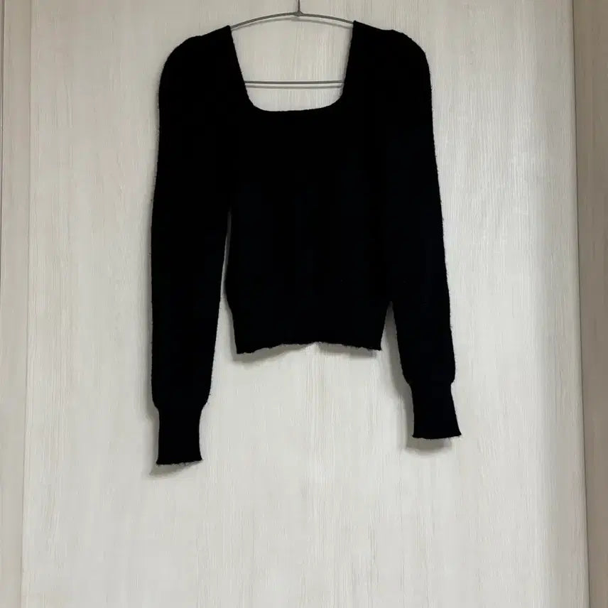 [BUNJANG] LAP Black Square Neck Knit / LAP 블랙 스퀘어넥 니트