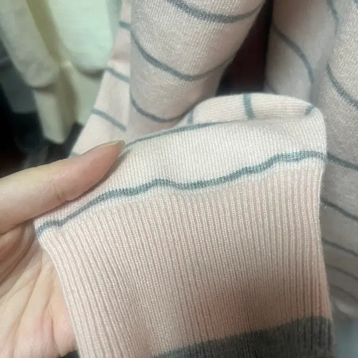 [BUNJANG] Pink Striped Knit Cardigan / 핑크 스트라이프 니트 가디건