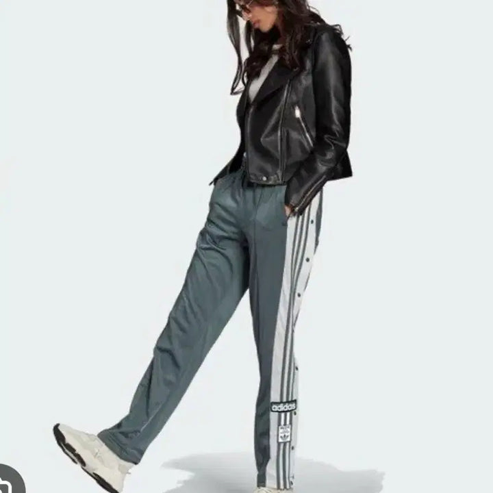 [BUNJANG] Adidas Adibreak Training Pants Green Gray / 아디다스 아디브레이크 트레이닝 팬츠 바지 루즈핏 그린그레이 M-L