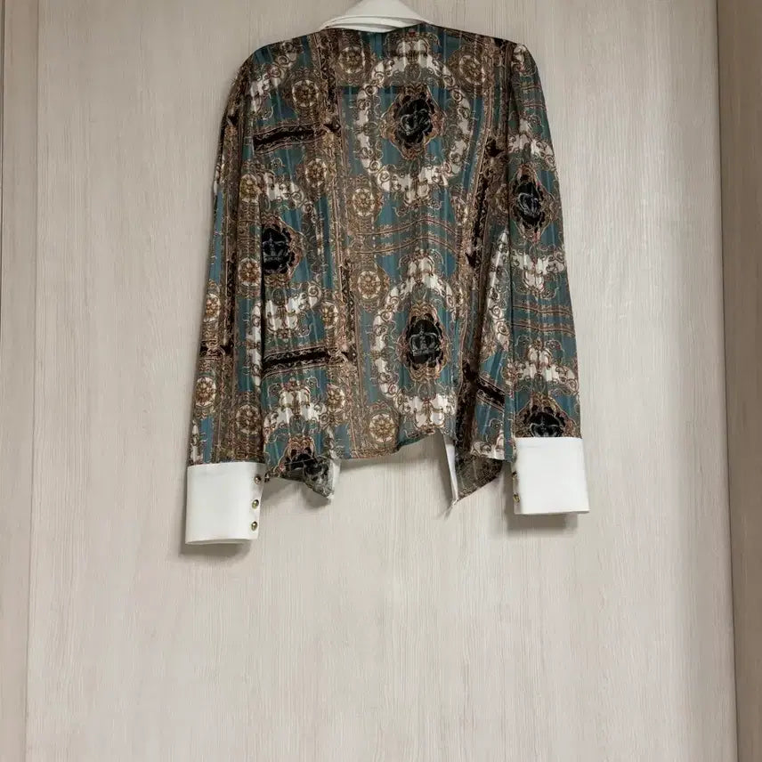 [BUNJANG] Double Collar See-Through Pattern Blouse / 더블카라 시스루 패턴 블라우스