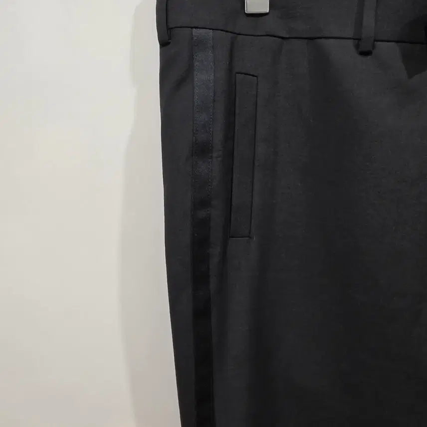 [BUNJANG] RLGN+BLK Black Slacks / 릴리젼 RLGN+BLK 블랙 슬랙스