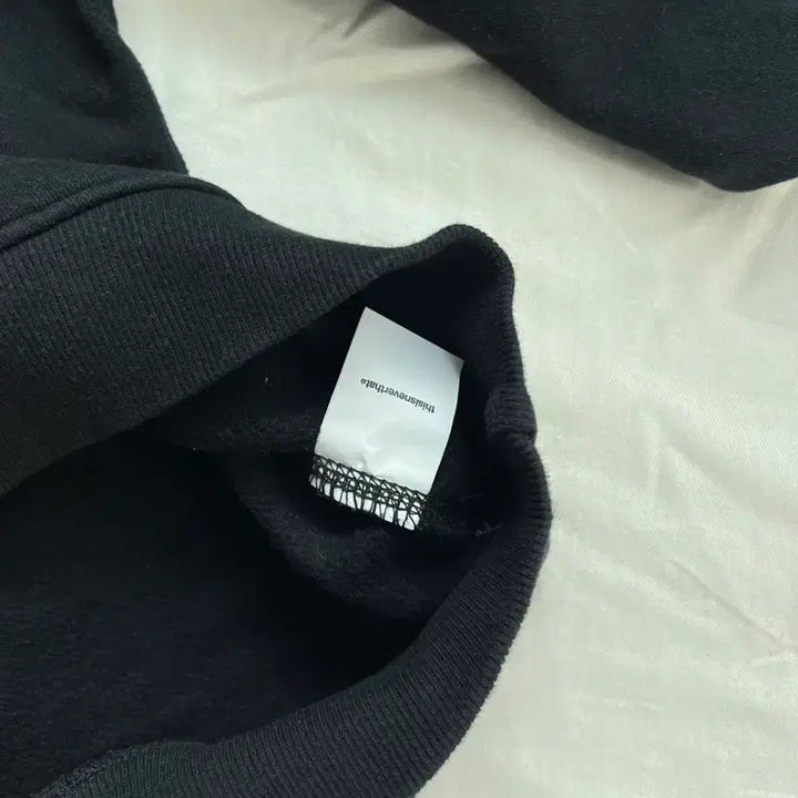 [BUNJANG] Thisisneverthat Sweatshirt / 디스이즈네버댓 맨투맨