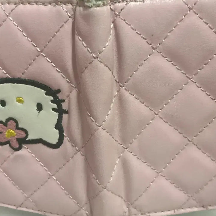 [BUNJANG] Hello Kitty Wallet / 헬로키티 퀄팅 반지갑 키티
