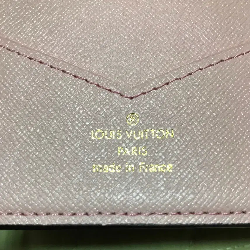 [BUNJANG] Blue Bird Passport Holder / LV 파랑새 여권지갑