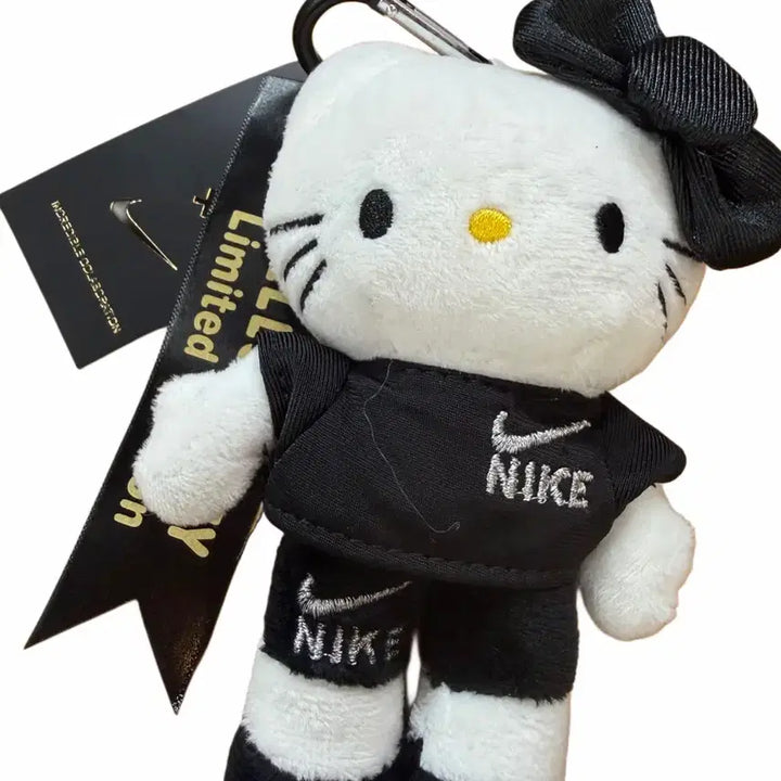 [BUNJANG] Hello Kitty x Nike Collaboration Keyring / 나이키 x 헬로키티 콜라보 인형 키링